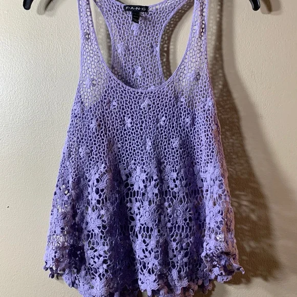 Beautiful FANG Knitted Tops - Picture 7 of 7